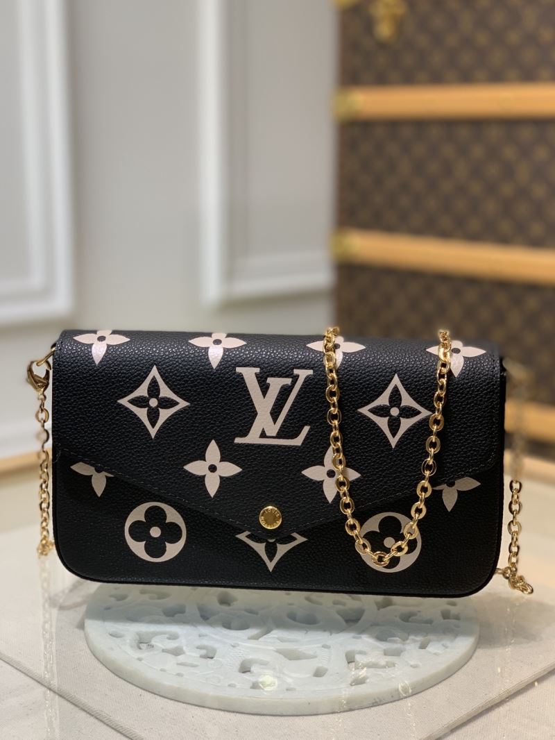 LV Purse